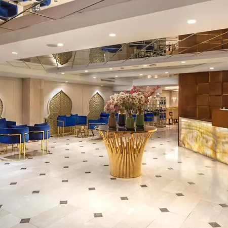 호텔 Great Fortune Design & 4*