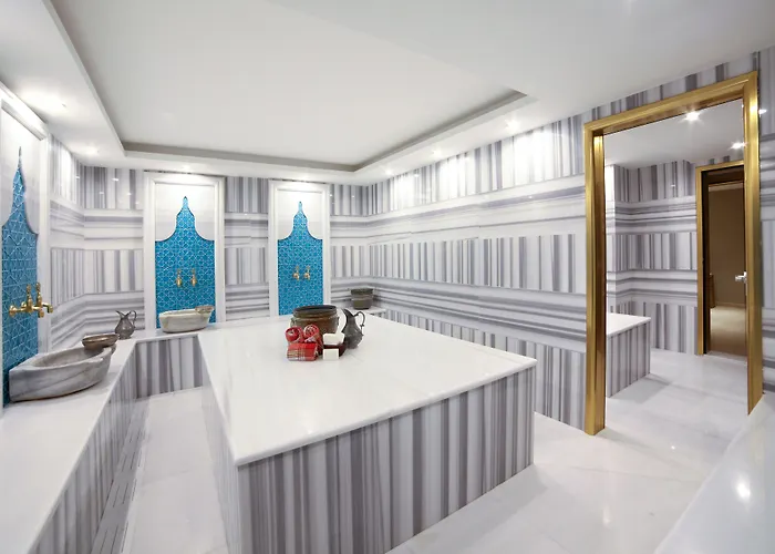 호텔 Great Fortune Design & 4*