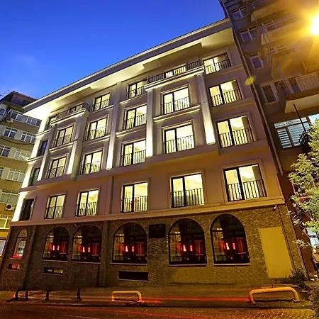 Hotel Great Fortune Design & 4*