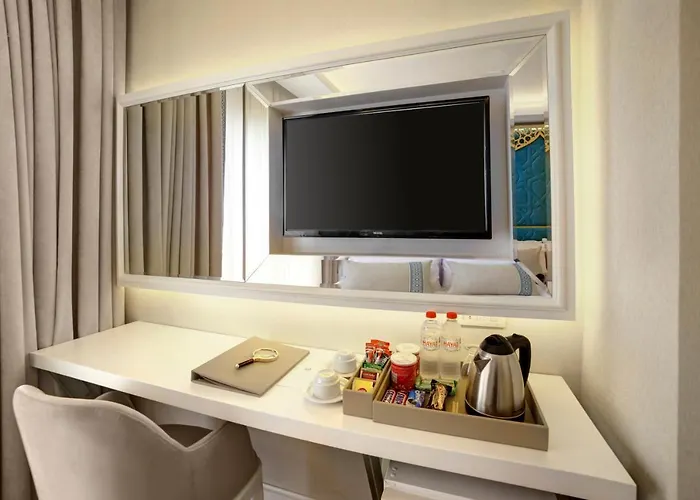 Отель Great Fortune Design & 4*