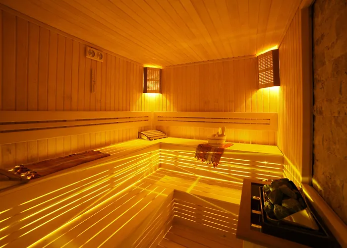 Отель Great Fortune Design &